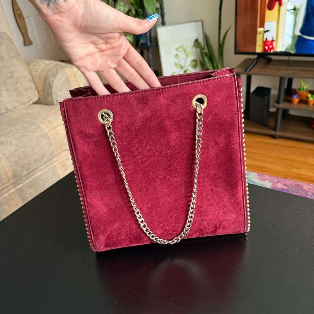 Elegant Burgundy Chain Shoulder Bag